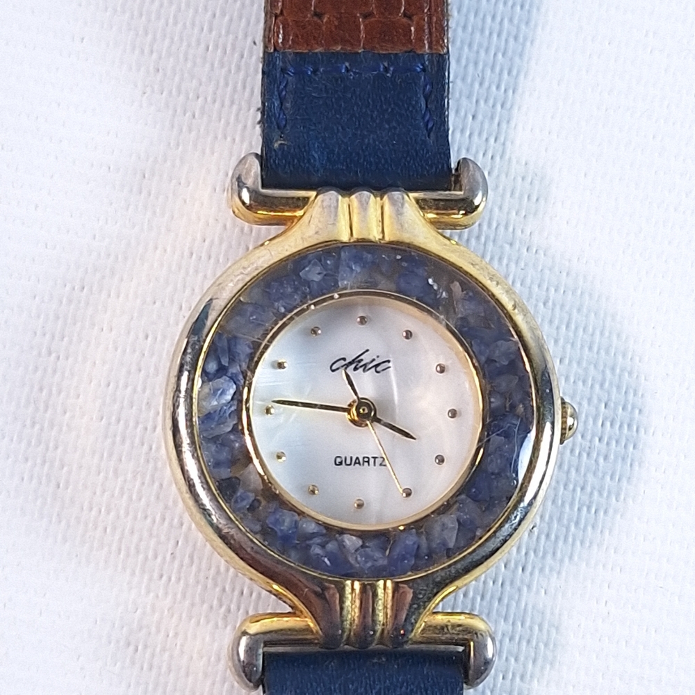Vintage Arctic Sapphire Bezel Watch Gold Tone MOP Dial Leather Band Women’s